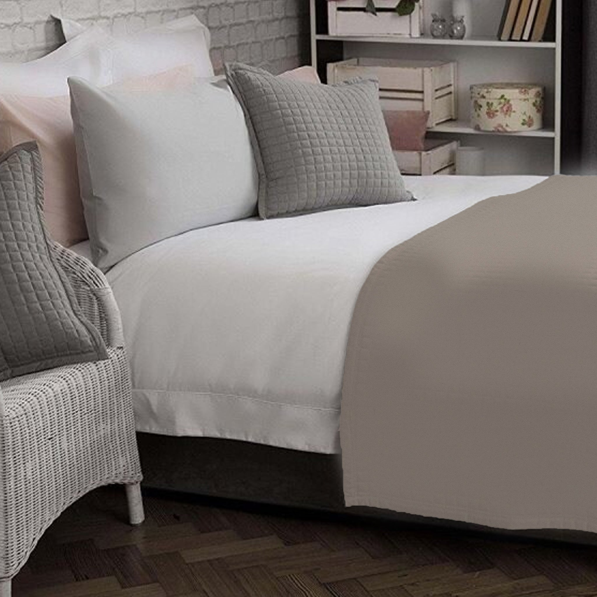 Chivasso Blind Date - Sengeløber i satinstof