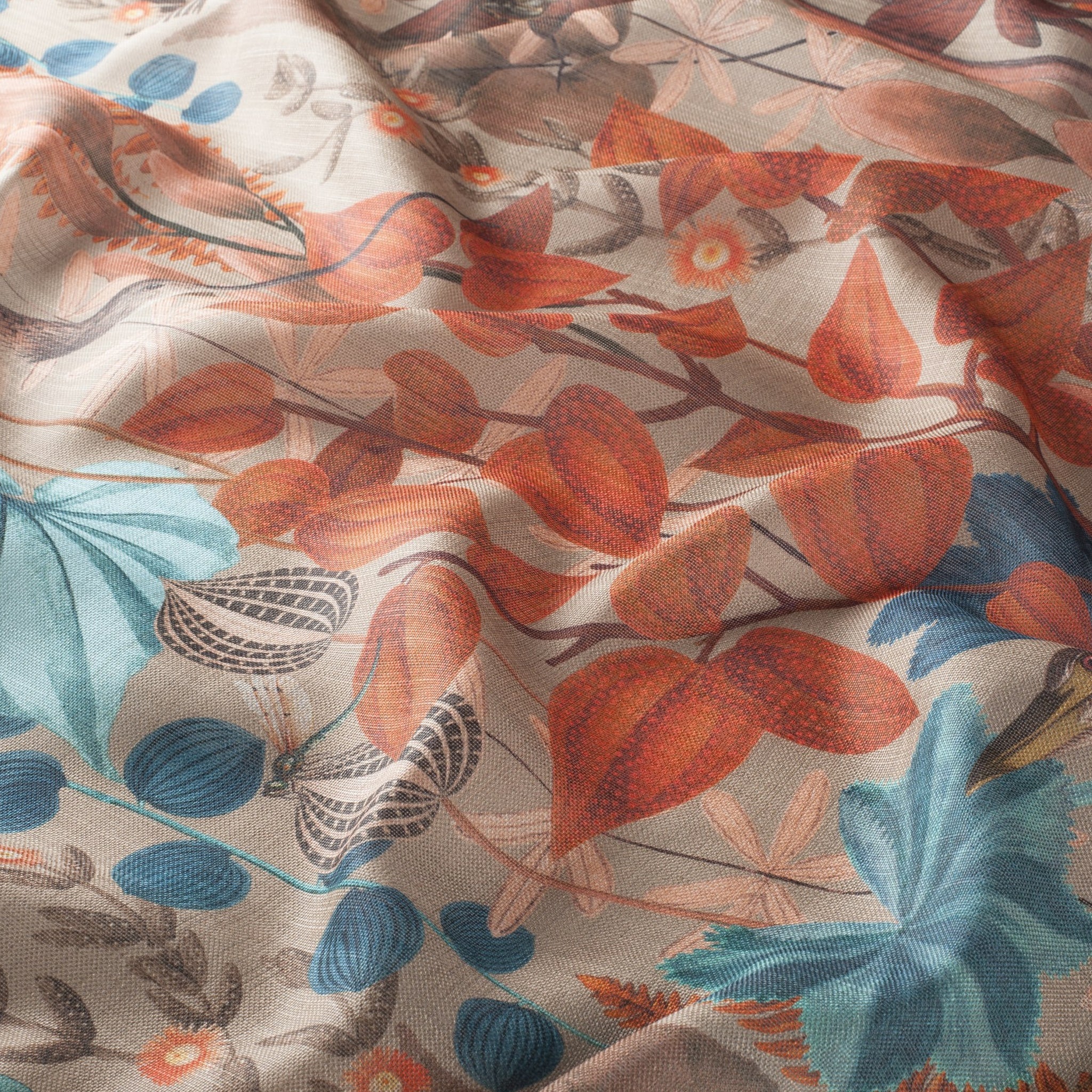 Chivasso Sweet Destiny - Moderne og blomstrede gardiner