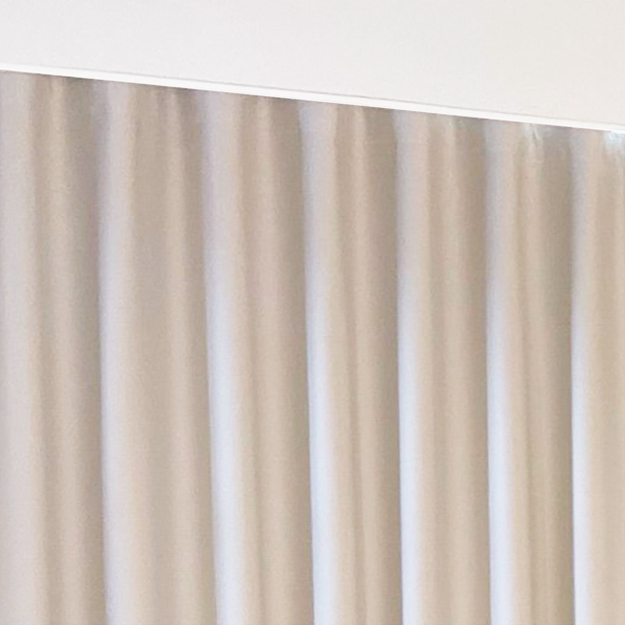 Chance - Let transparent gardin med Trevira CS