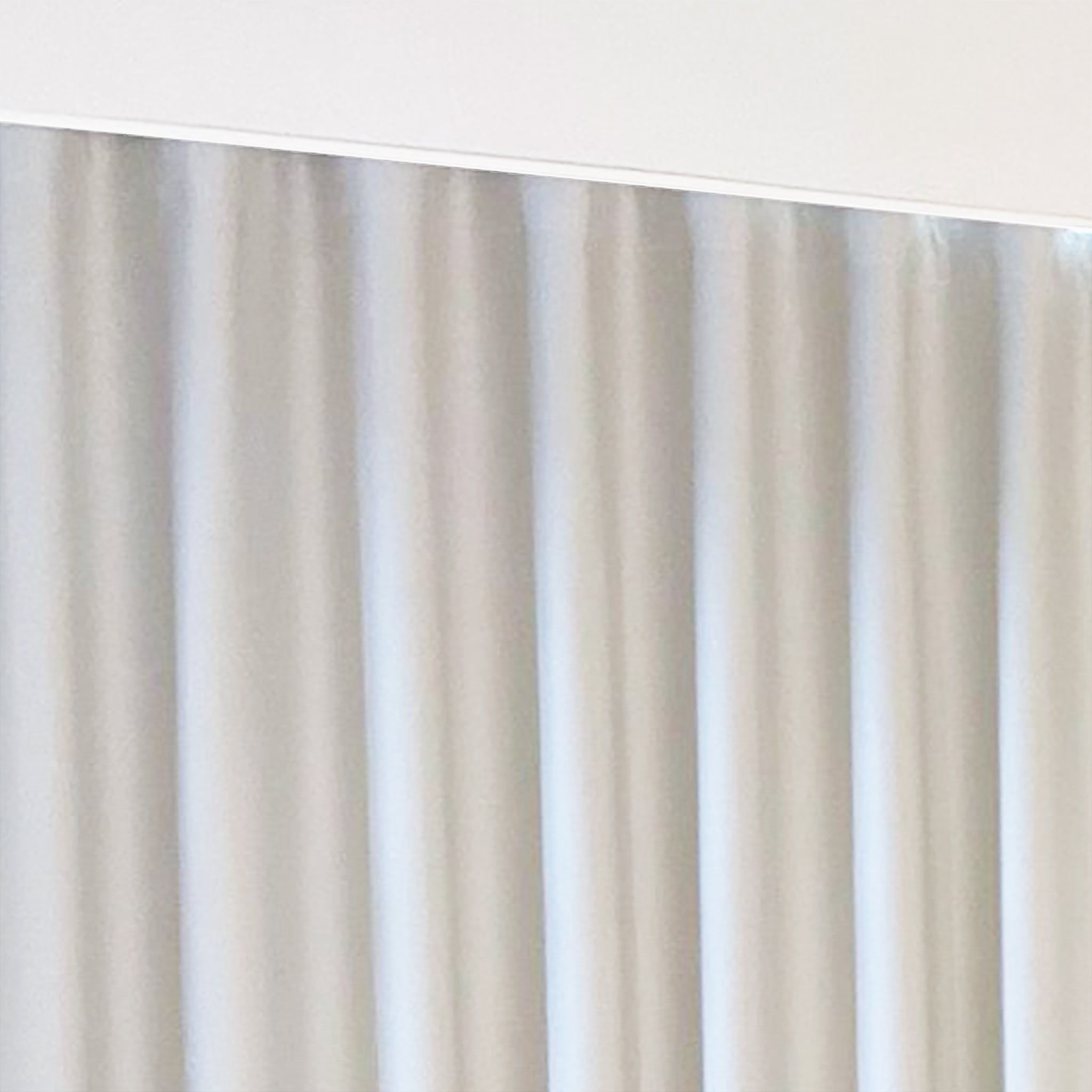 Chance - Let transparent gardin med Trevira CS