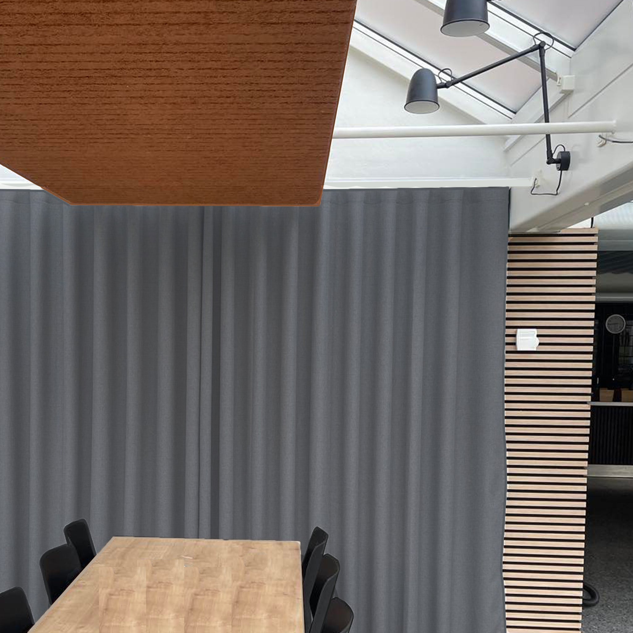 Chance - Let transparent gardin med Trevira CS