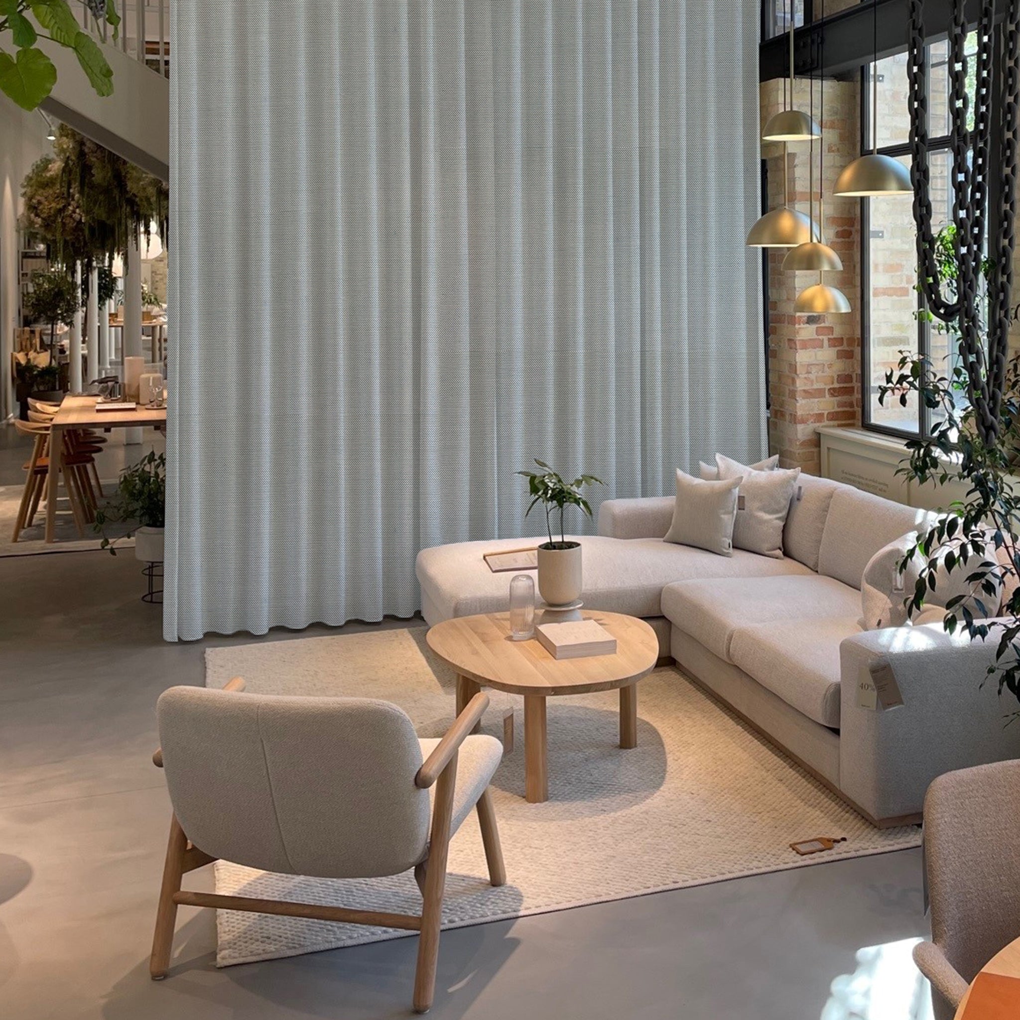 Trevira CS akustikgardiner i Kvadrat time 300