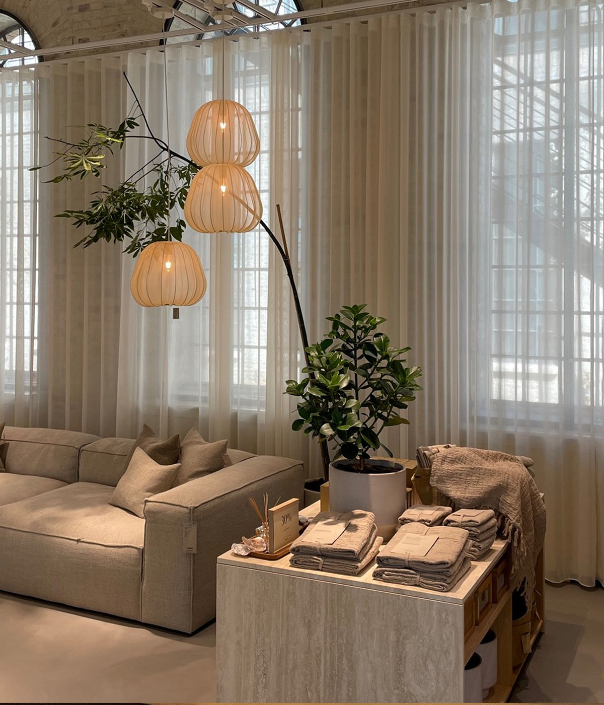 bæredygtige gardiner til kontor