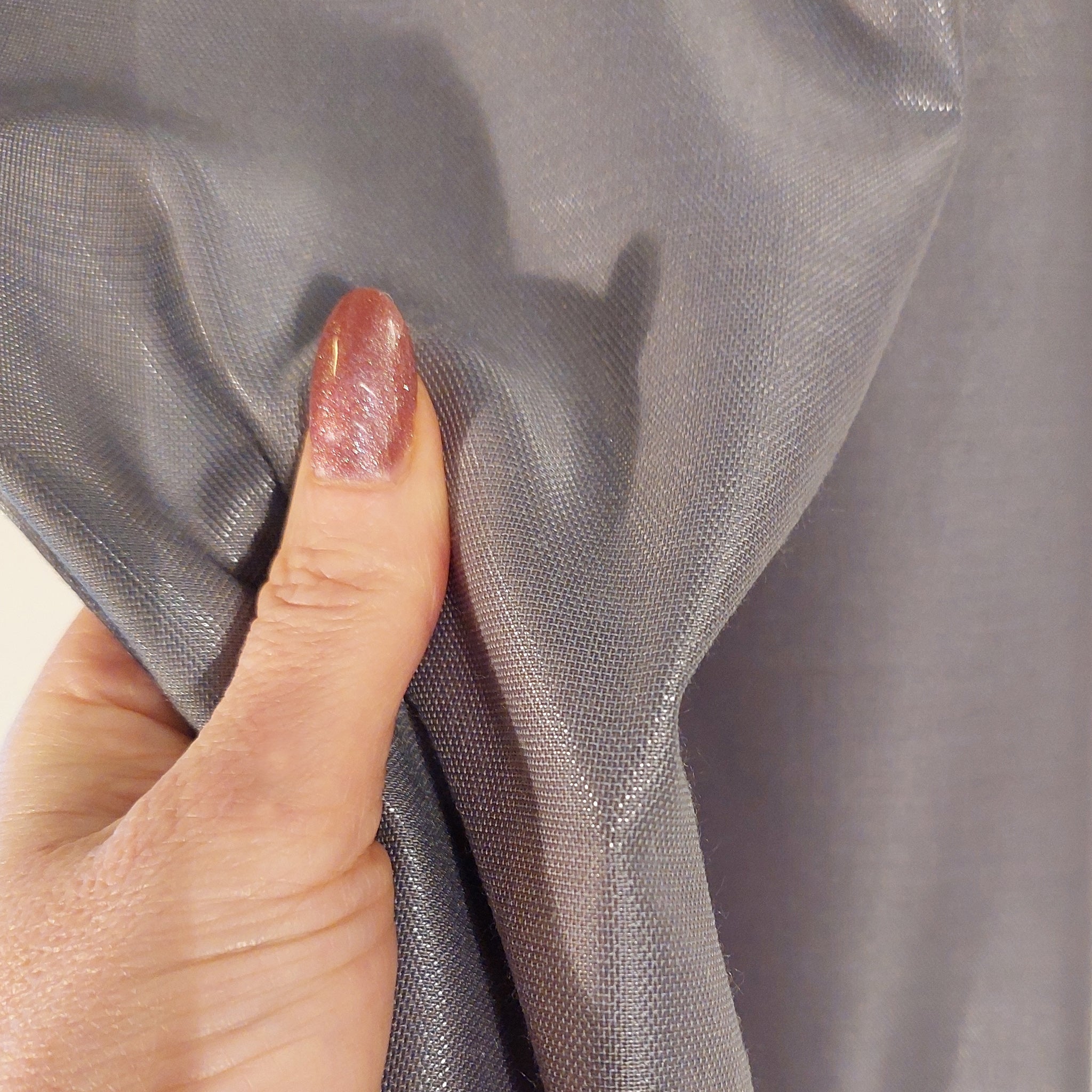 akustikgardin eller lydgardin