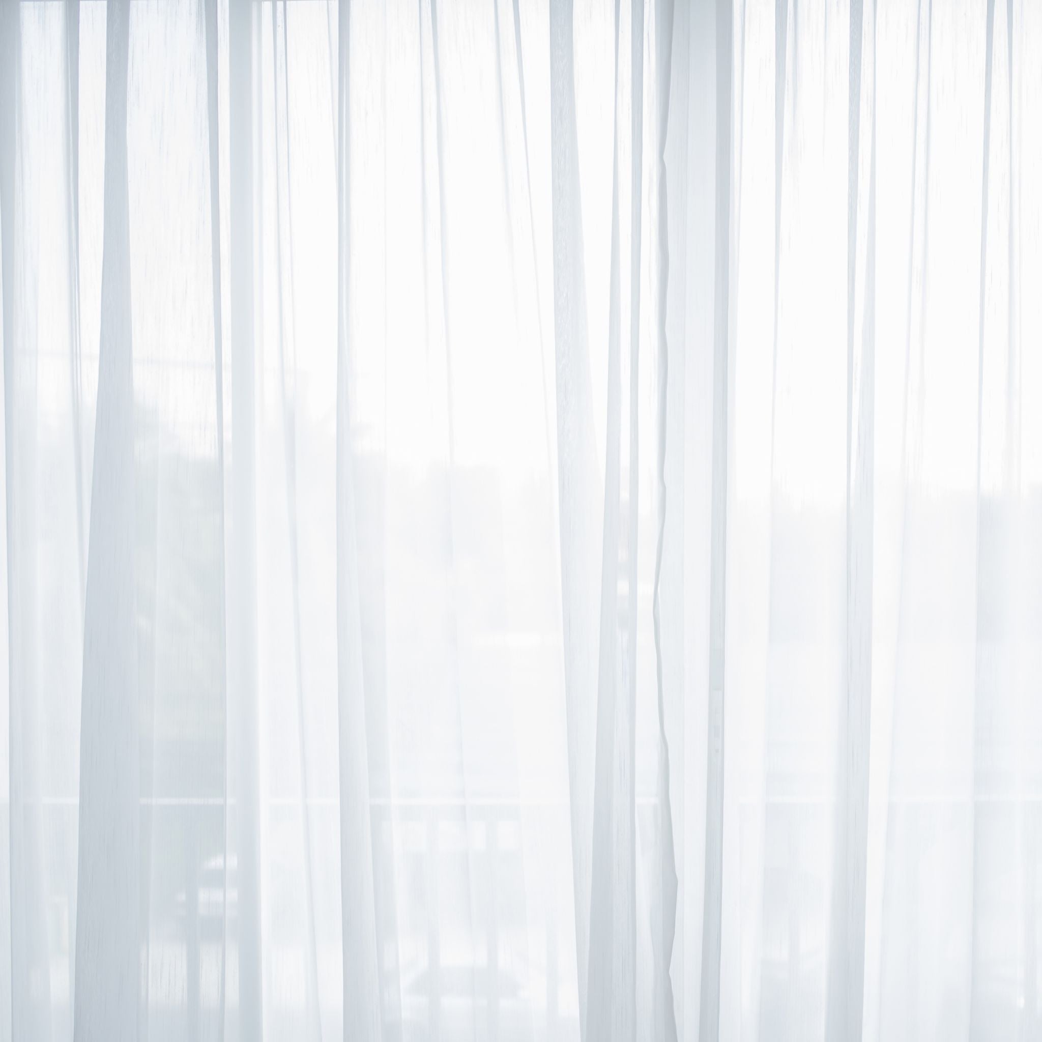 Transparent gardinstof hos Better By Pana